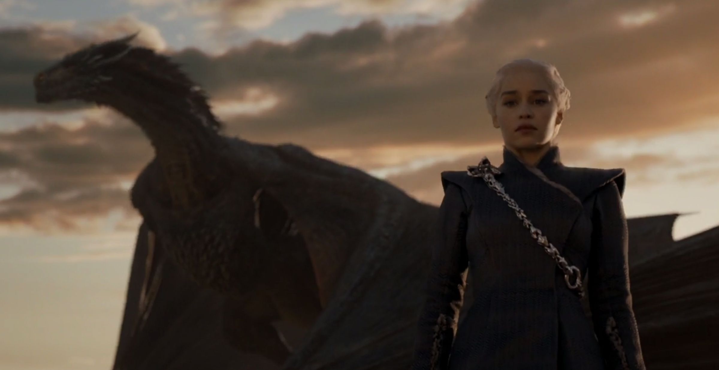 Дейенеріс з драконом - фото 1