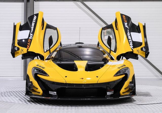Як виглядає новенький McLaren з ексклюзивної серії: ефектні фото - фото 187195
