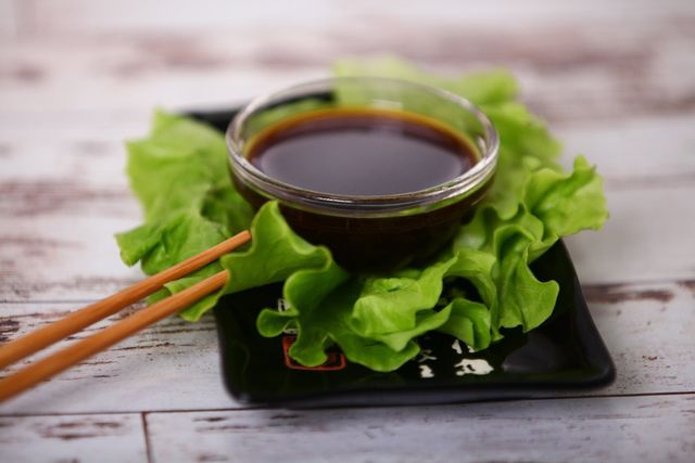 Названо продукти, які майже ніколи не псуються - фото 192713