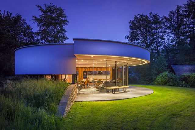 Помешкання мрії: як виглядає кругла вілла в Нідерландах - фото 192344