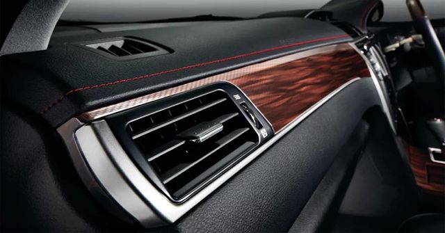 Toyota представила спортивну версію популярної Camry - фото 186634