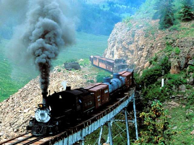 Як виглядають найнебезпечніші залізниці світу - фото 188263