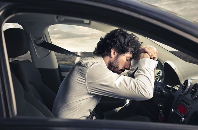 Ці ознаки свідчать про те, що ви можете заснути за кермом - фото 191682