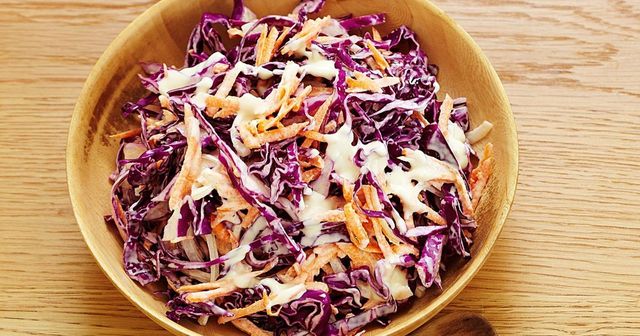 Енциклопедія їжі. ТОП-10 найоригінальніших салатів світу - фото 189643