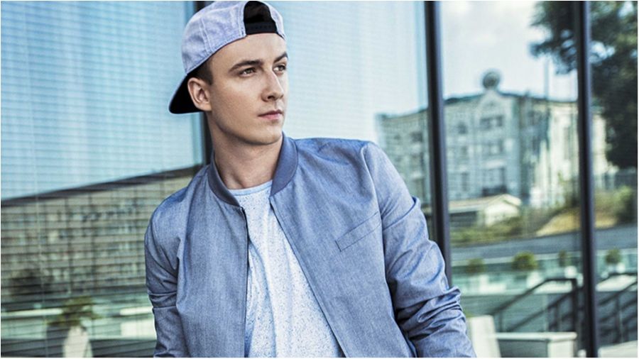 Ivan NAVI взяв участь у флешмобі Радіо МАКСИМУМ - фото 1