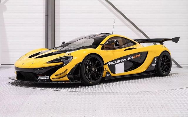 Як виглядає новенький McLaren з ексклюзивної серії: ефектні фото - фото 187197