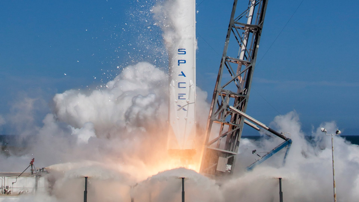 Успішний запуск ракети Falcon 9 - фото 1