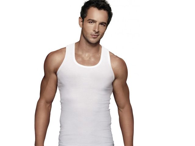 7 видів чоловічих майок, які потрібно знати кожному - фото 185807