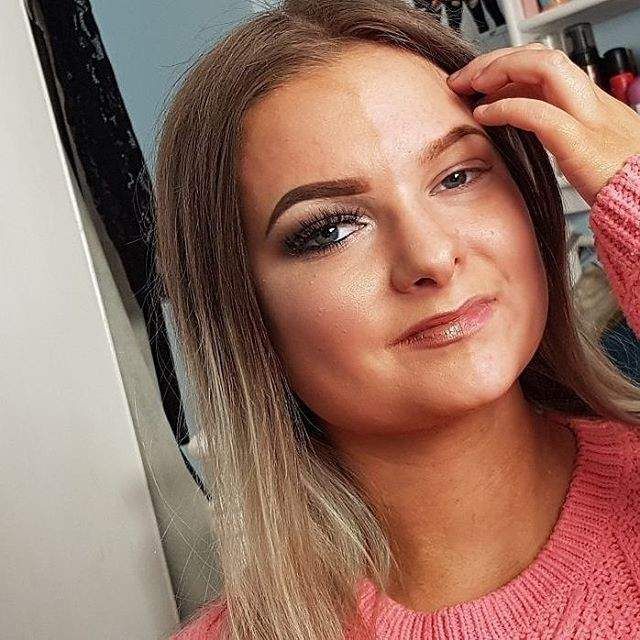 Силу макіяжу показали в незвичайному фотопроекті - фото 190850