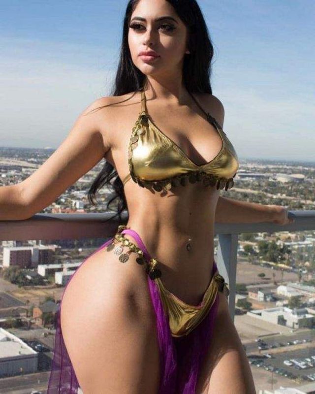 Ця дівчина стала зіркою Instagram завдяки своїм формам (фото 18+) - фото 190610