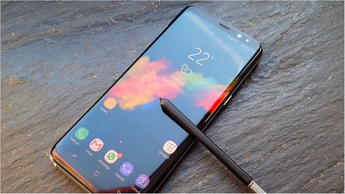 Розкрито ціни нового безрамкового флагмана Samsung