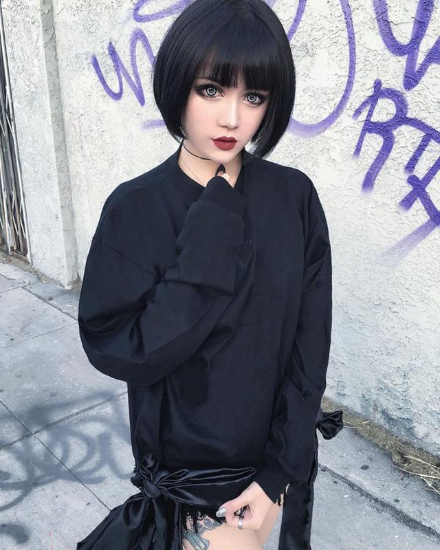 Китайська модель-лялька підірвала мережу - фото 187399