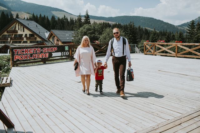 Пара вирішила не запрошувати фотографа: ось, що з цього вийшло - фото 189962