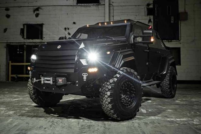 Військовий позашляховик вперше почнуть продавати цивільним особам