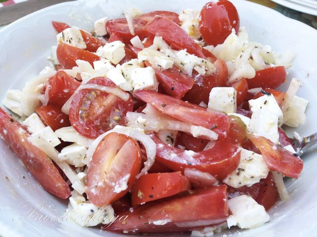 Страви, які найкраще підійдуть для швидкого перекусу в офісі - фото 192628