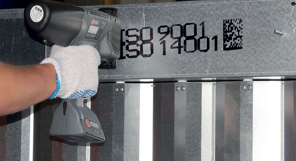 Винайдено ручний принтер для друку на будь-яких поверхнях