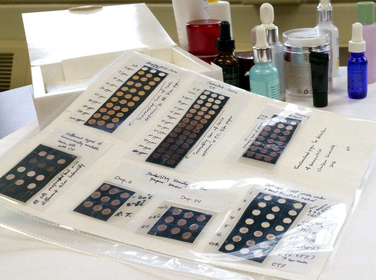 Створені наклейки, які виявляють зіпсовані продукти