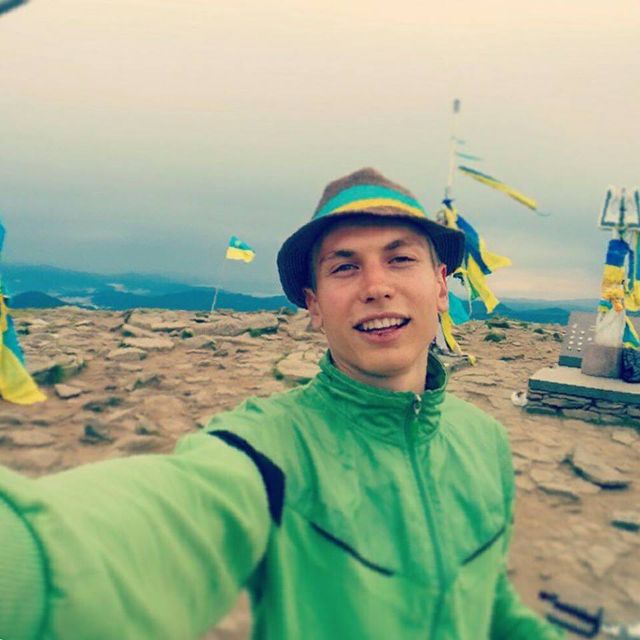 ТОП-10 фото з прапором України, які перемогли у конкурсі Радіо МАКСИМУМ - фото 191142