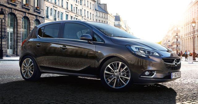 Названо найкращі автомобілі для жінок - фото 192430