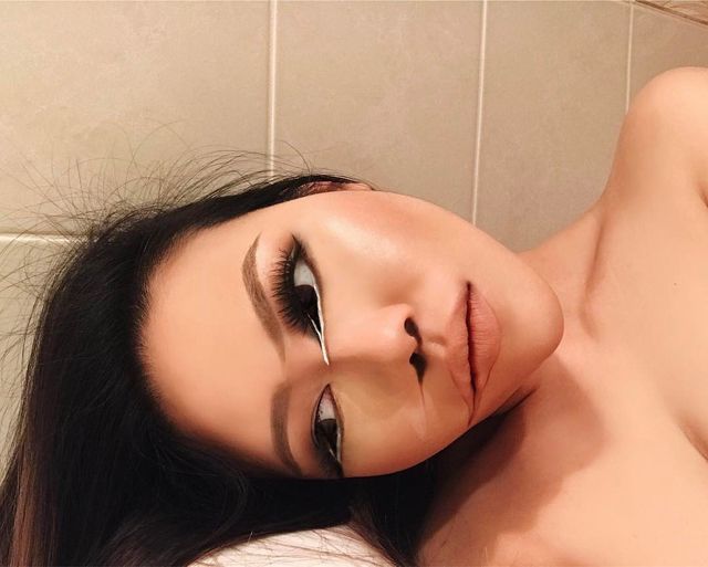 Ця дівчина робить грим, від якого стає по-справжньому моторошно - фото 189347