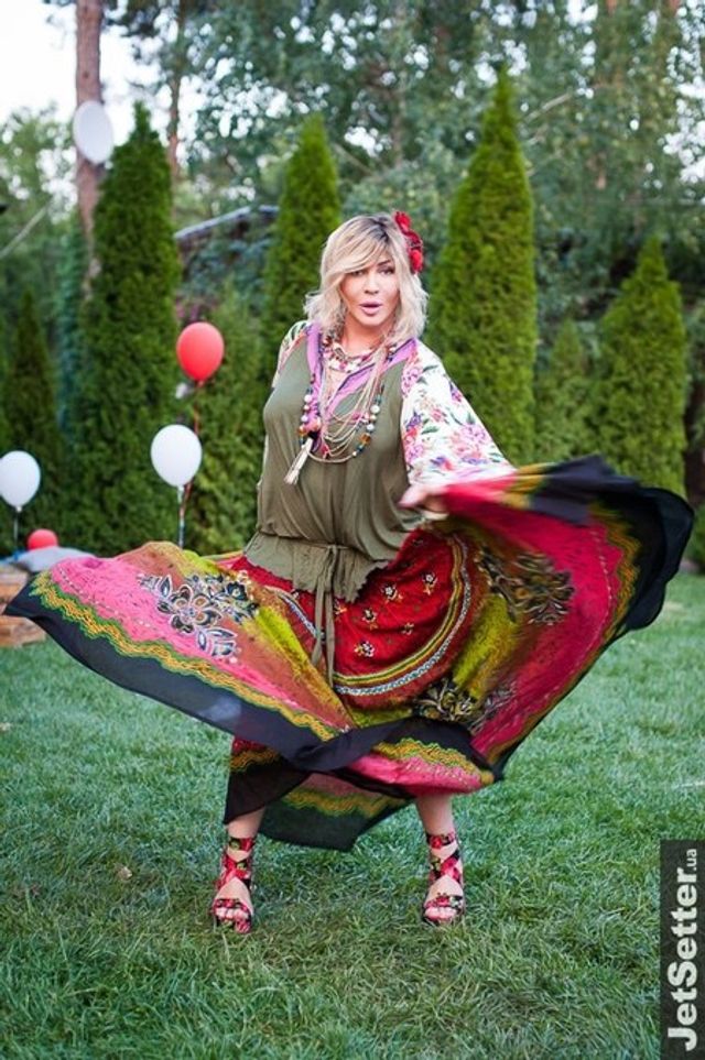 Білик, а це він чи вона: українська співачка вразила своєю зовнішністю: фотофакт - фото 189435