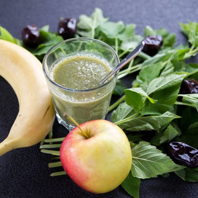 Як змінити колір очей за допомогою спеціальної дієти? - фото 188967