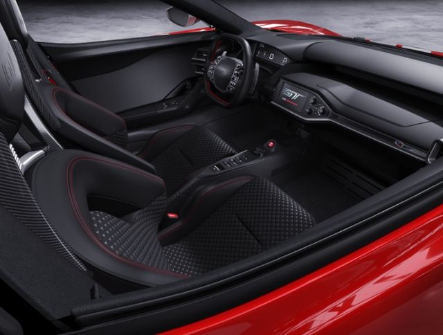 Ford показав особливу версію суперкара GT - фото 188744