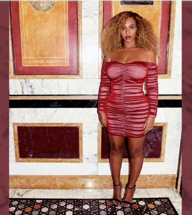 Beyonce потішила фанів апетитними фото - фото 190496