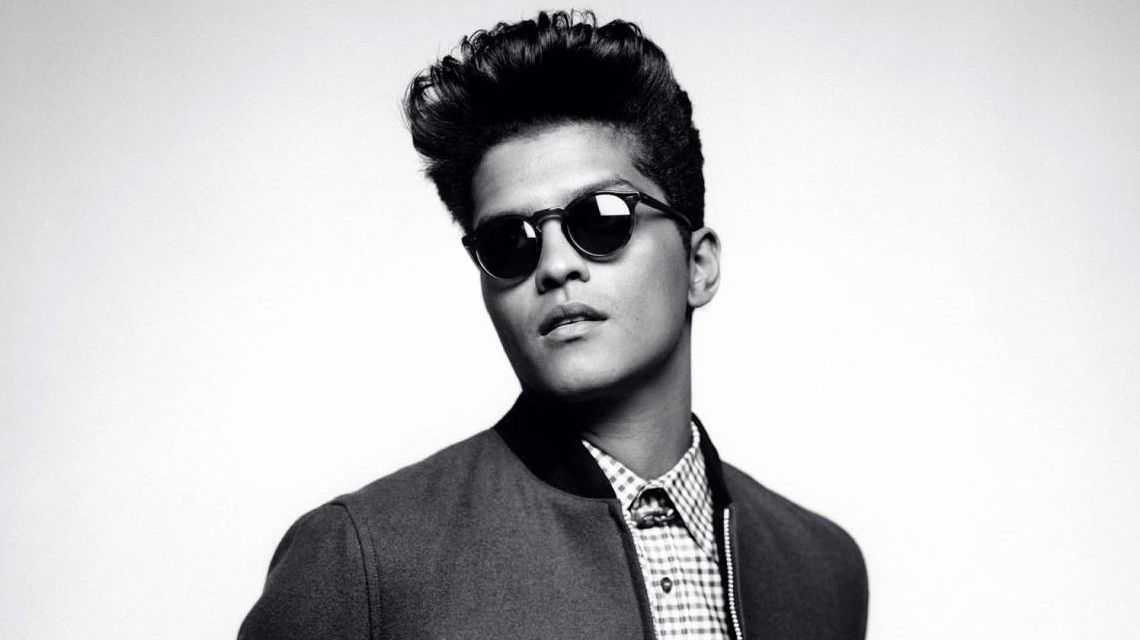 Bruno Mars не перестає тішити своїх шанувальників - фото 1