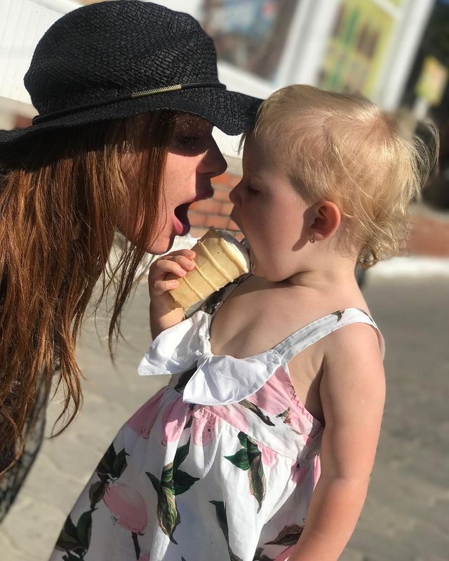 Як українська співачка відпочивала на Донбасі - фото 185491