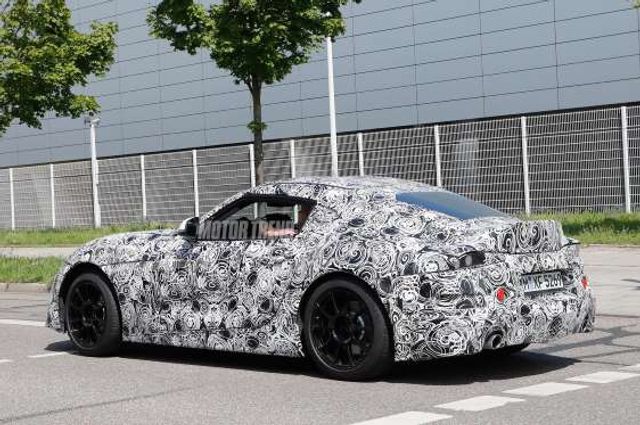 Японці вивели на випробування нову Toyota Supra - фото 188581