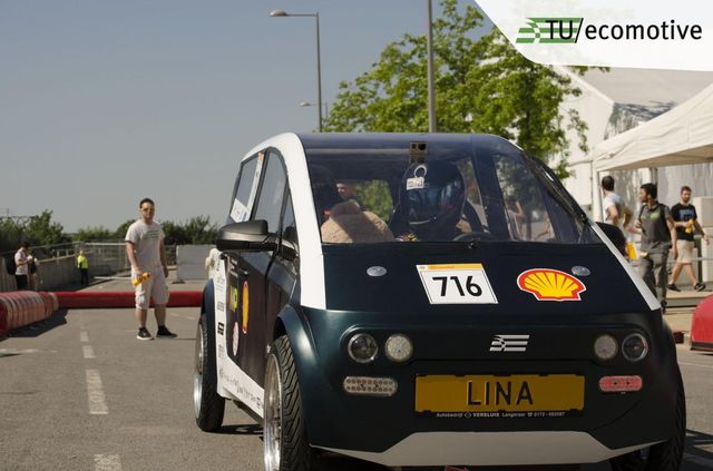 Як виглядає електромобіль з цукрового буряка та льону - фото 187662