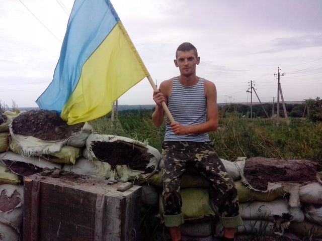 ТОП-10 фото з прапором України, які перемогли у конкурсі Радіо МАКСИМУМ - фото 191136