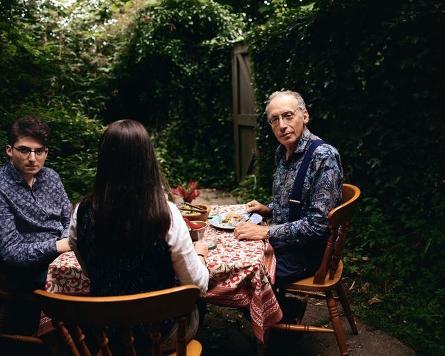 Як британські сім'ї проводять трапезу: незвичайні фото - фото 197163