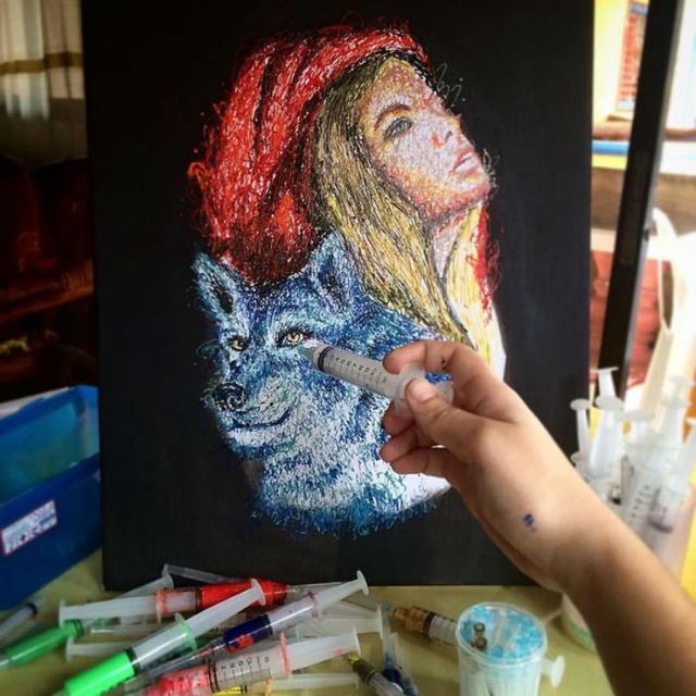 Ця дівчина створює неймовірні картини за допомогою шприців - фото 197331