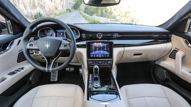 Maserati продемонструвала нове покоління седана Quattroporte - фото 197398