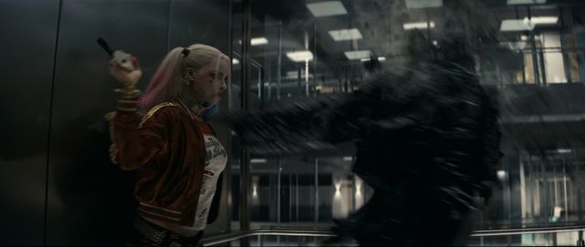 Харлі Квін після роботи Іллі - фото 193621