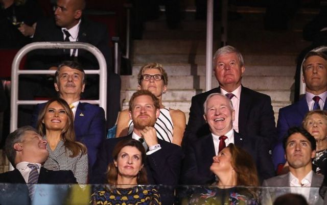 Меланія Трамп, принц Гаррі і Порошенко й Трюдо з дружинами - фото 198093