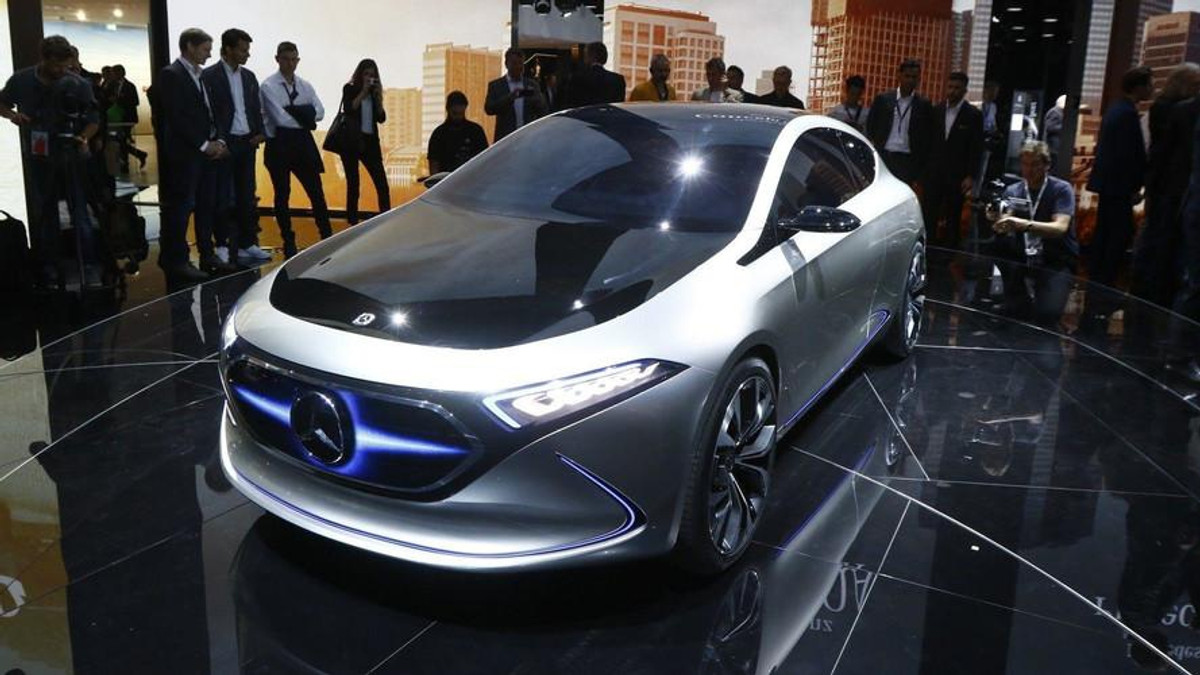 Mercedes-Benz показав свій автомобіль майбутнього - фото 1