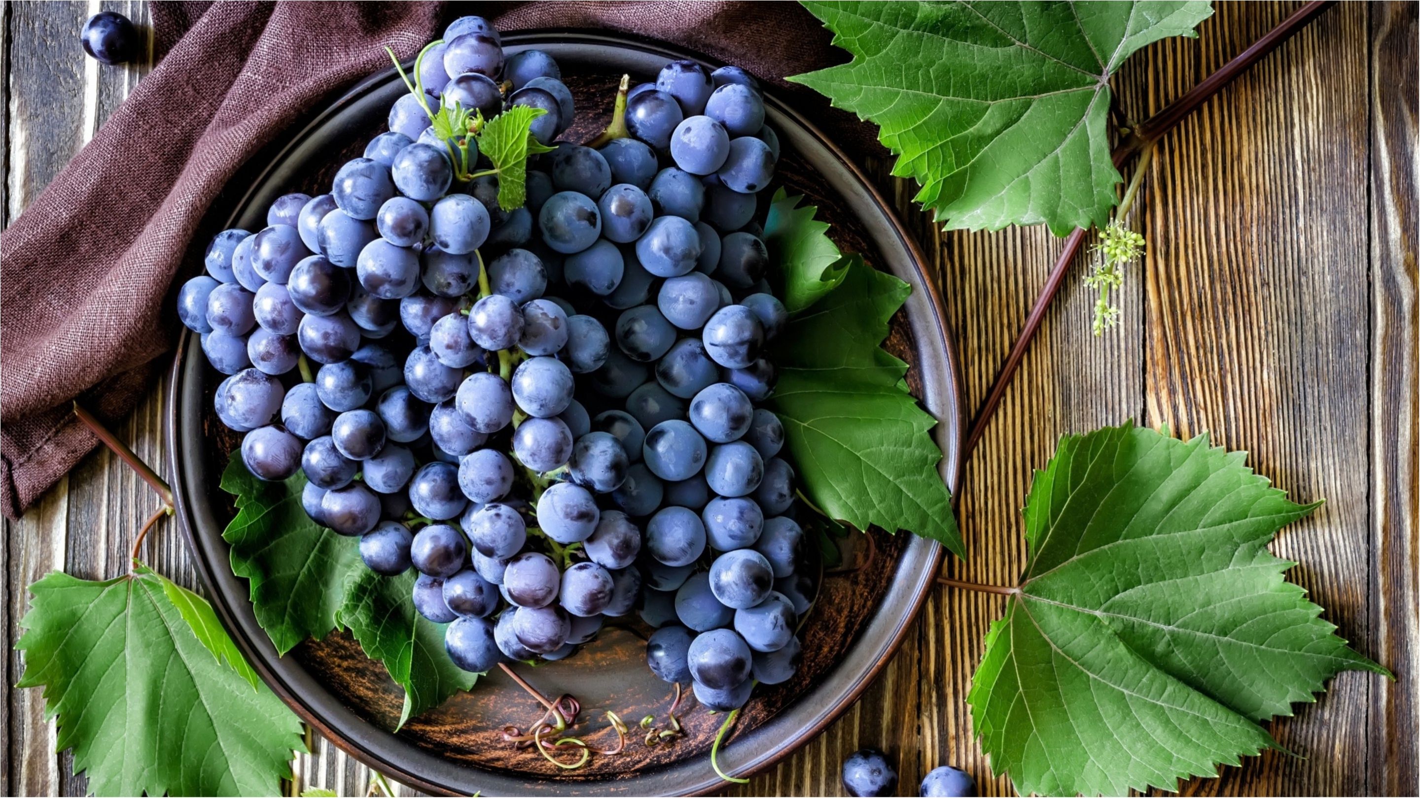 Цей фрукт може замінити омолоджуючий крем