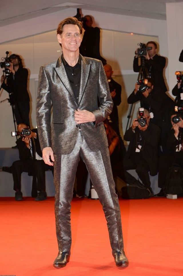 Помолоділий Джим Керрі потішив фанів новим іміджем: з'явилися фото - фото 194117