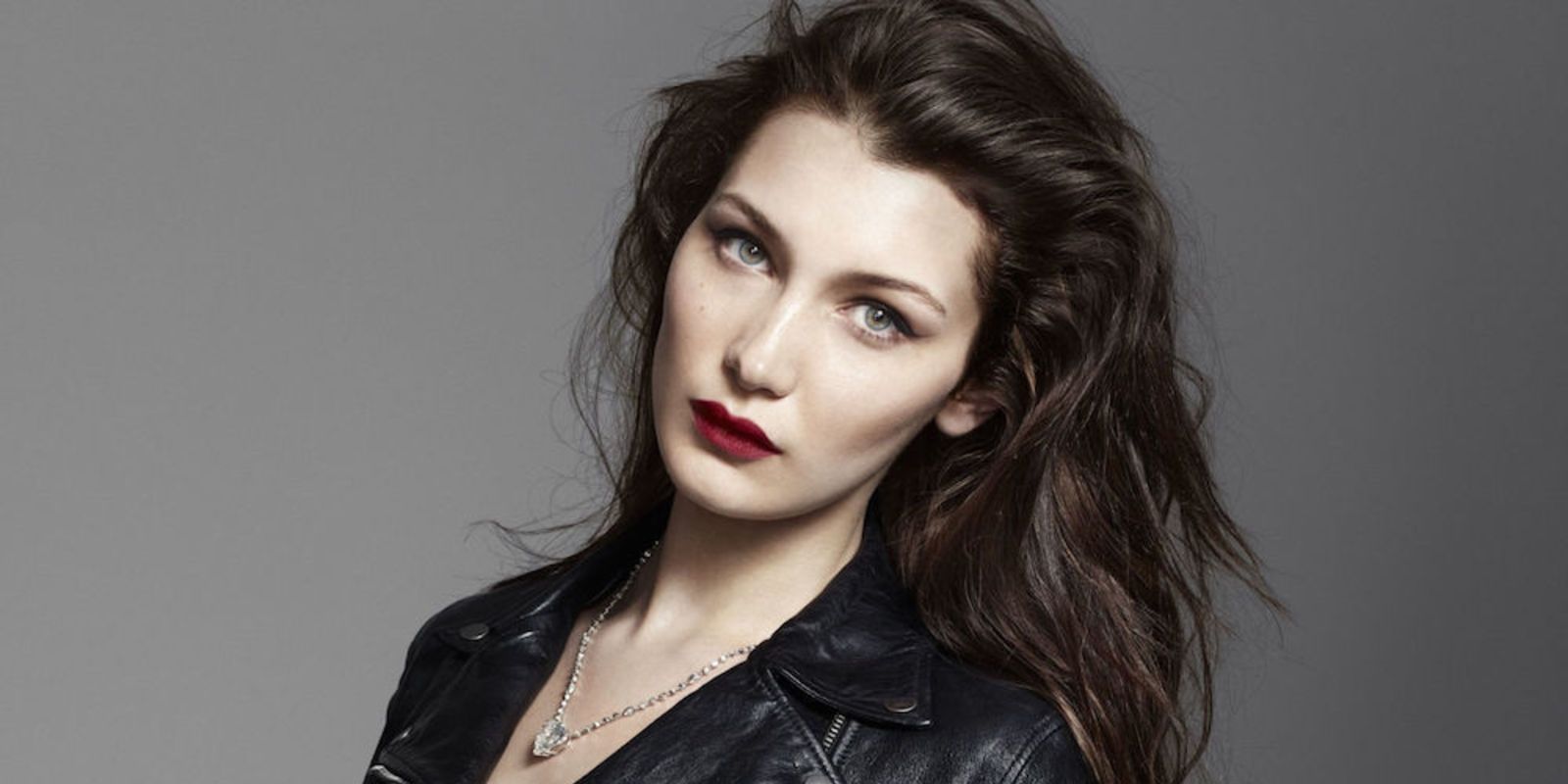 Белла Хадід показала, як виглядає не на модних показах