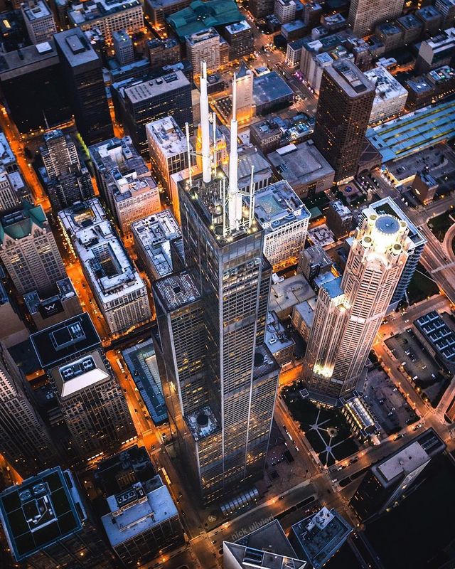 Чикаго з незвичайних ракурсів: ефектні фото - фото 195340