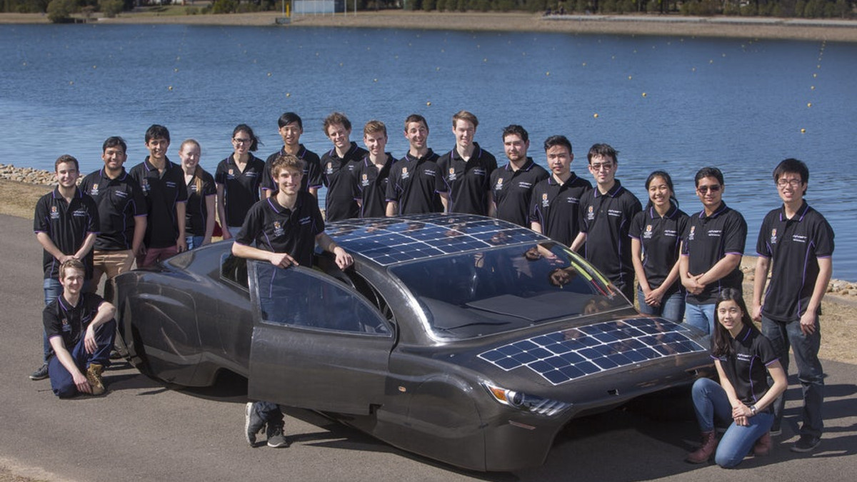 Sunswift Violet – авто на сонячних батареях, яке подолає понад 4 тисячі кілометрів - фото 1