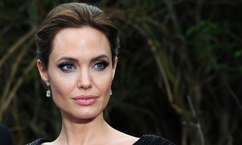 Анджеліна Джолі зробила ЦЕ на вулиці, чим потішила своїх фанів: фотофакт