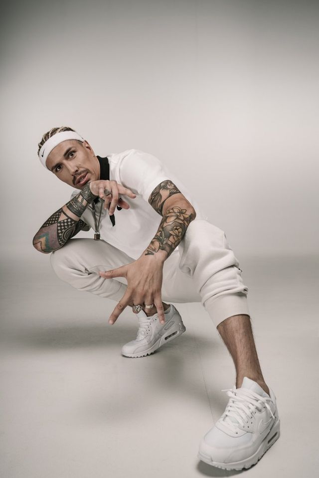 Українські зірки знялися в ефектній рекламі Nike: опубліковані фото - фото 193565