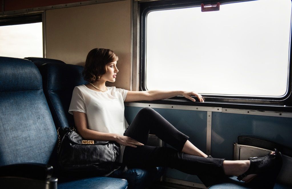 Скільки можна сидіти в поїзді, літаку та машині без шкоди здоров'ю