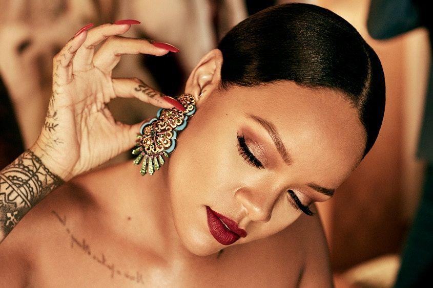 Rihanna опинилася в центрі обговорювань через взуття