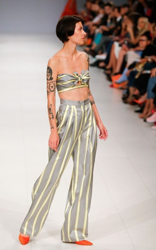 Яскраві фото другого дня Ukrainian Fashion Week SS 2018 - фото 194021