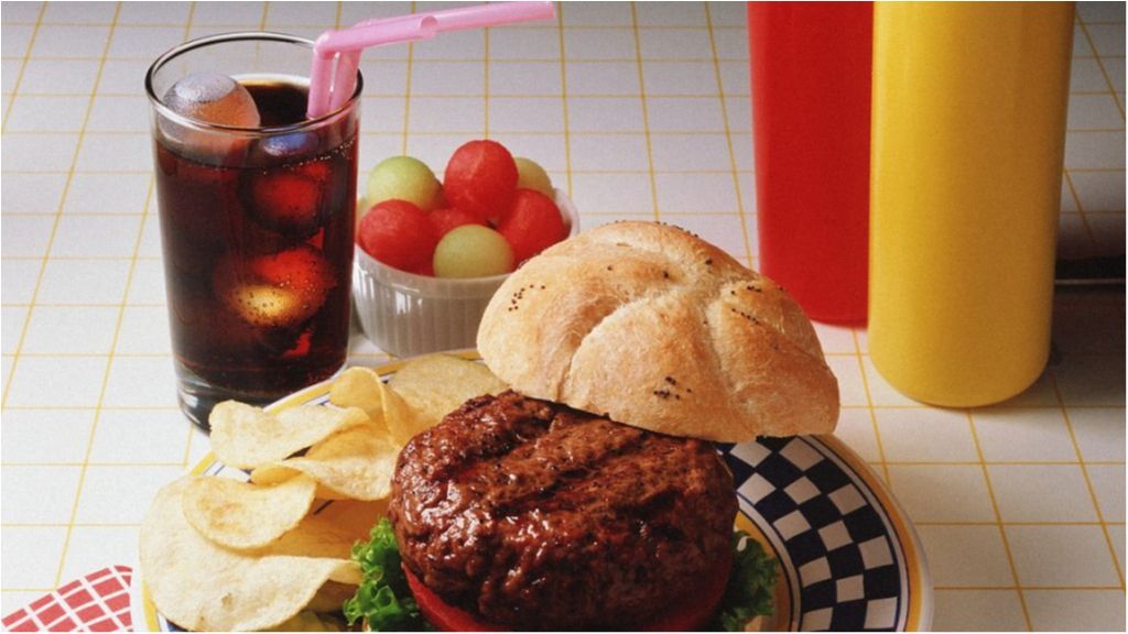 Через таке харчування сповільнюється обмін речовин - фото 1